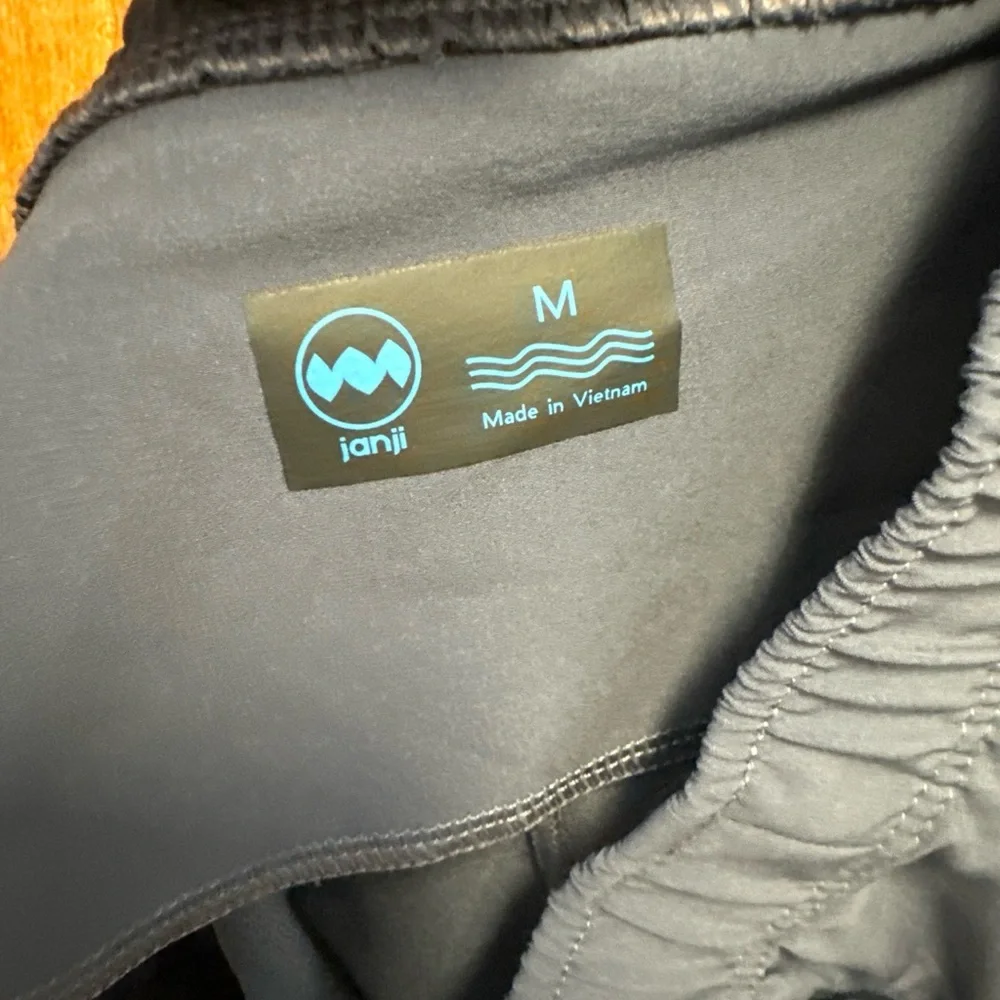 Janji Blue Athletic Shorts Drawstring Elastic Waist M Medium w/ Zipper Pockets - Picture 7 of 7